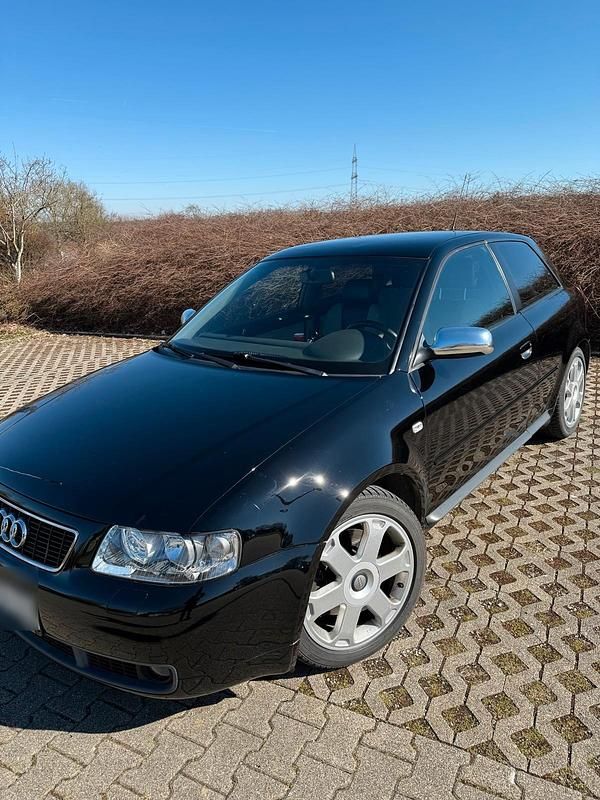 Schwarz Gebraucht 2001 Audi S3 Limousine | 7.900 € (Superpreis) - Bild 1/4