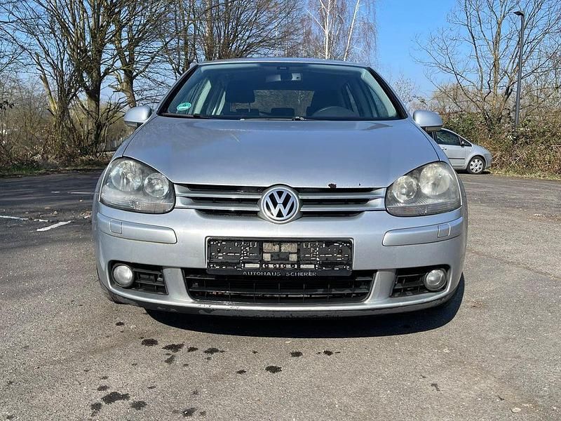 Gebraucht VW Golf VI Edition 140 PS (102 kW) 2008 Silber Kleinwagen