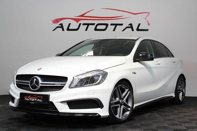 Weiß Gebraucht 2014 Mercedes A45 AMG AMG Limousine | 21.499 € (Fairer Preis) - Bild 1/4