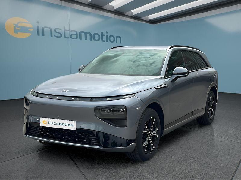 Grau Neu 2025 XPENG G9 SUV | 62.699 € (Teuer) - Bild 1/4