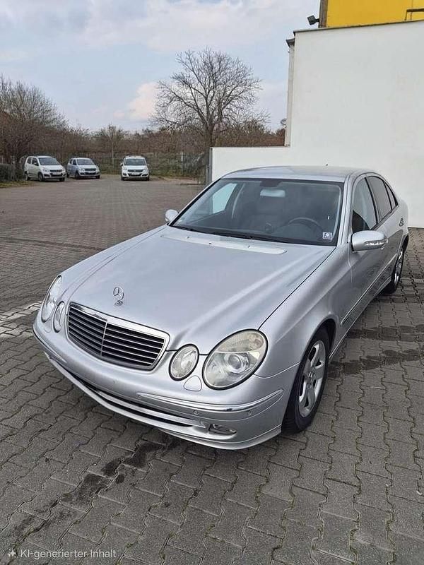 Gebraucht Mercedes E200 163 PS (119 kW) 2005 Limousine