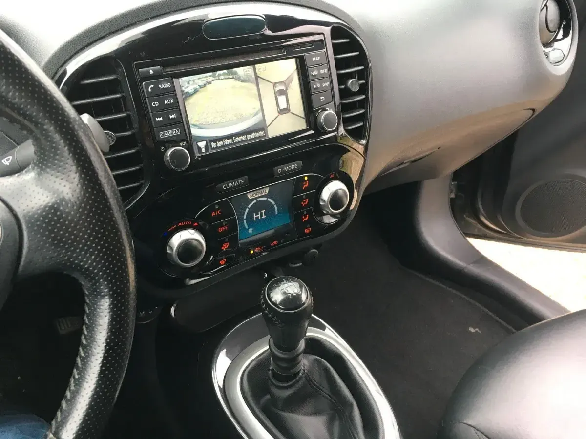 Gebraucht Nissan Juke Tekna 116 PS (85 kW) 2017 Grau SUV
