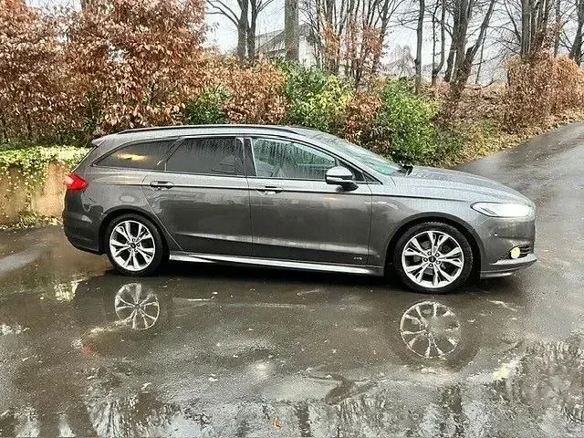 Gebraucht Ford Mondeo ST 179 PS (131 kW) 2018 Schwarz Limousine