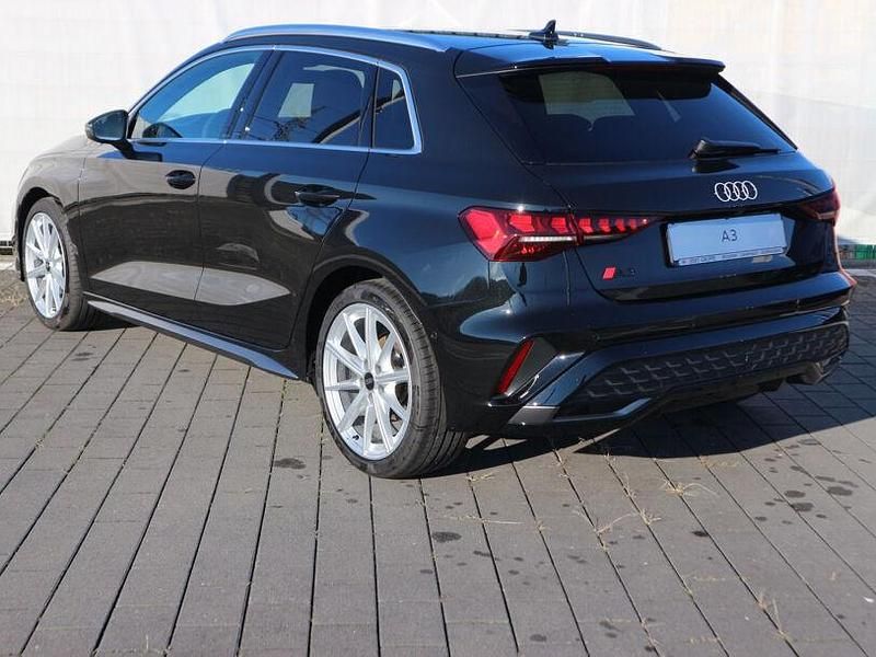 Gebraucht Audi A3 S-Line 150 PS (110 kW) 2025 Mythosschwarz metallic Limousine