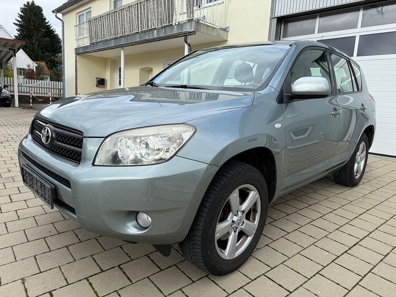 Grau Gebraucht 2006 Toyota RAV4 Sol SUV | 5.900 € (Fairer Preis) - Bild 1/4