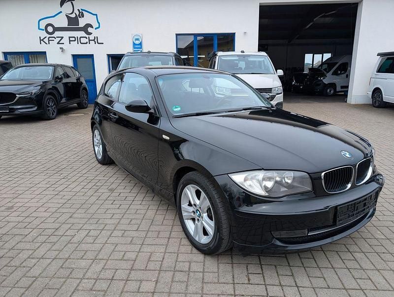 Gebraucht BMW 116 Advantage 122 PS (89 kW) 2008 Schwarz Kleinwagen