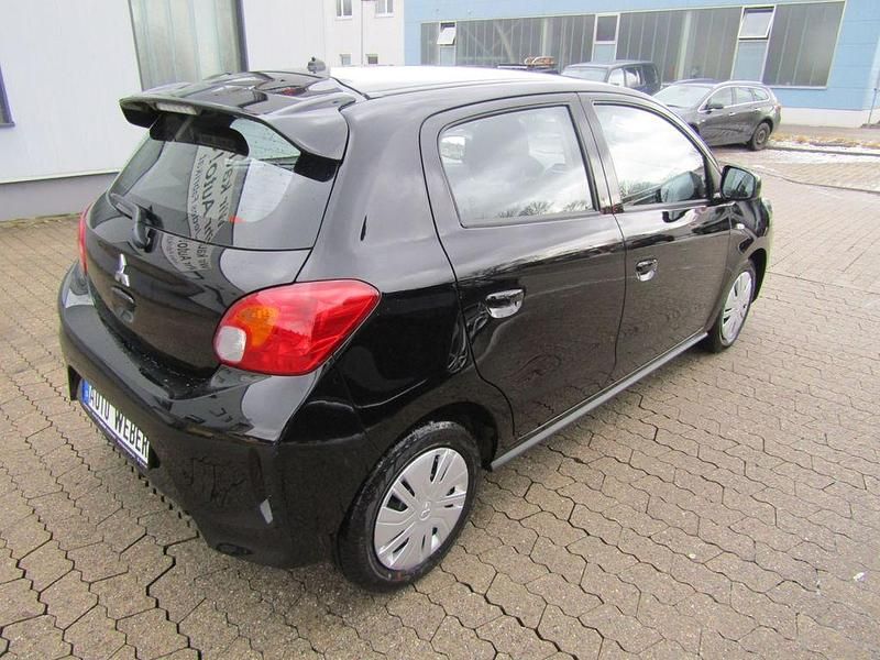 Gebraucht Mitsubishi Space Star Select 71 PS (52 kW) 2024 Schwarz Kleinwagen