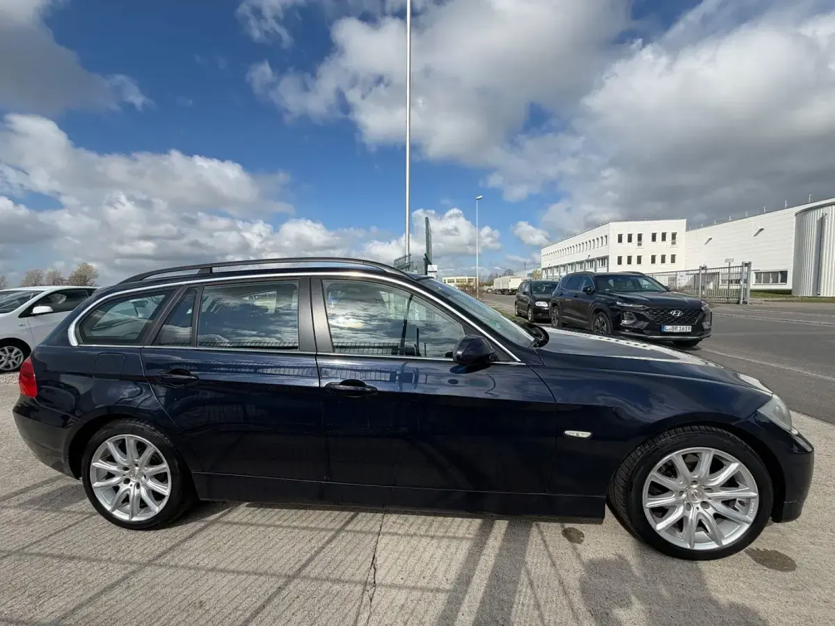 Gebraucht BMW 325 218 PS (160 kW) 2005 Schwarz Kombi