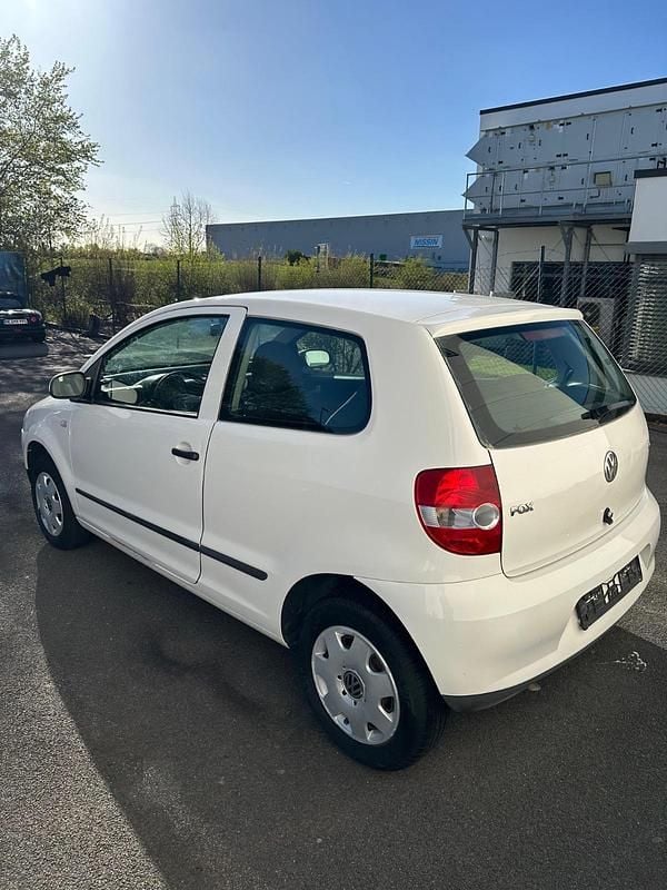 Gebraucht VW Fox 75 PS (55 kW) 2006 Weiß Kleinwagen