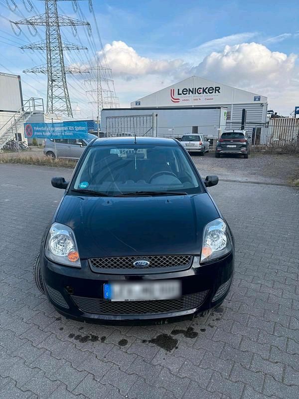 Blau Gebraucht 2007 Ford Fiesta Kleinwagen | 300 € (Superpreis) - Bild 1/4