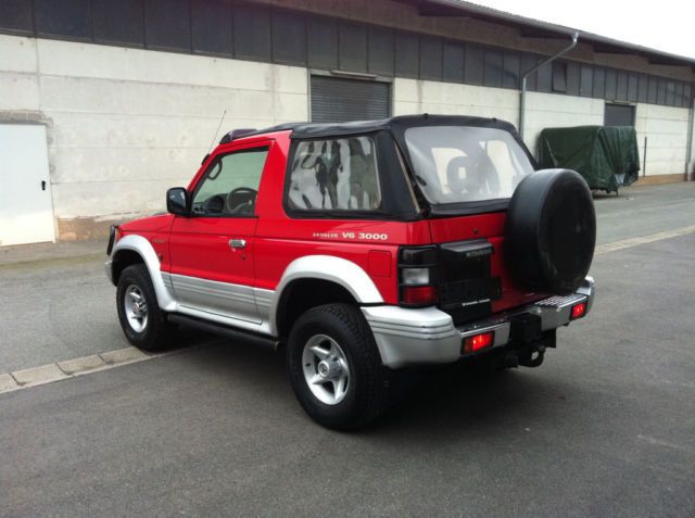 Mitsubishi pajero cabrio