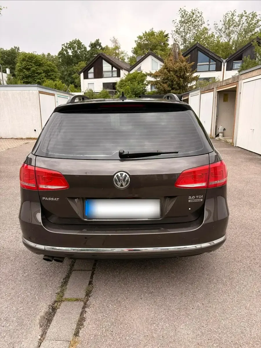Gebraucht VW Passat Comfortline 140 PS (102 kW) 2014 Braun Kombi