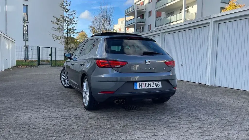 Gebraucht Seat Leon FR 179 PS (131 kW) 2018 Grau Limousine