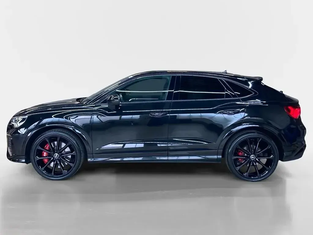 Gebraucht Audi RS Q3 Sportback Sport 400 PS (294 kW) 2023 Mythos black metallic SUV