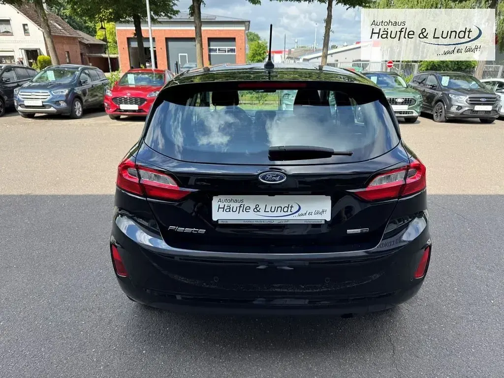 Gebraucht Ford Fiesta Titanium 125 PS (91 kW) 2024 Obsidianschwarz metallic Kleinwagen