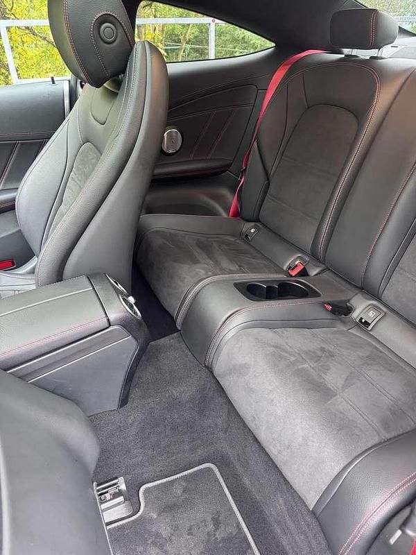 Gebraucht Mercedes C300 258 PS (189 kW) 2023 Rot Coupé