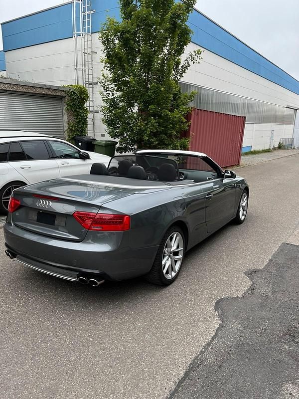 Grau Gebraucht 2014 Audi A5 Cabriolet S-Line Cabrio | 10.700 € (Guter Preis) - Bild 1/4
