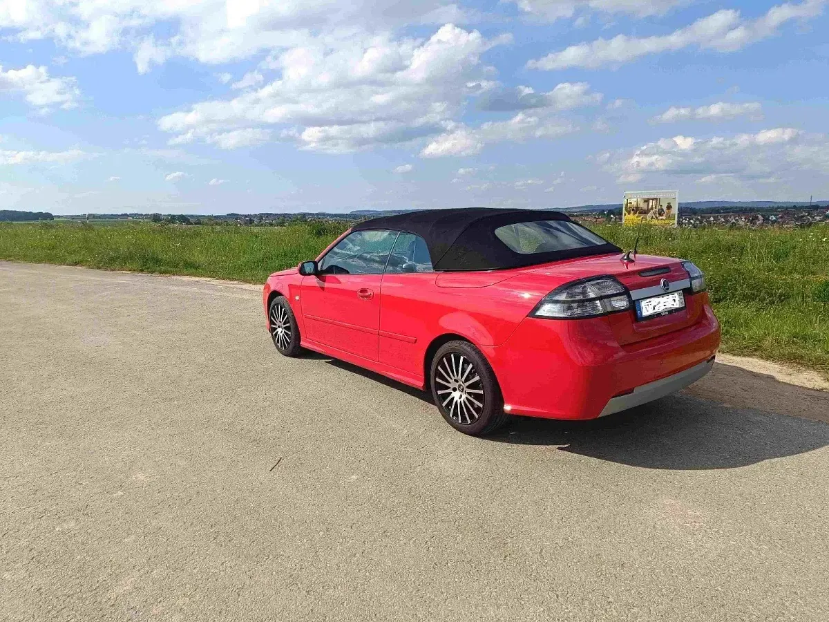 Używany Saab 9-3 Cabriolet 150 KM (110 kW) 2008 Czerwony Kabriolet