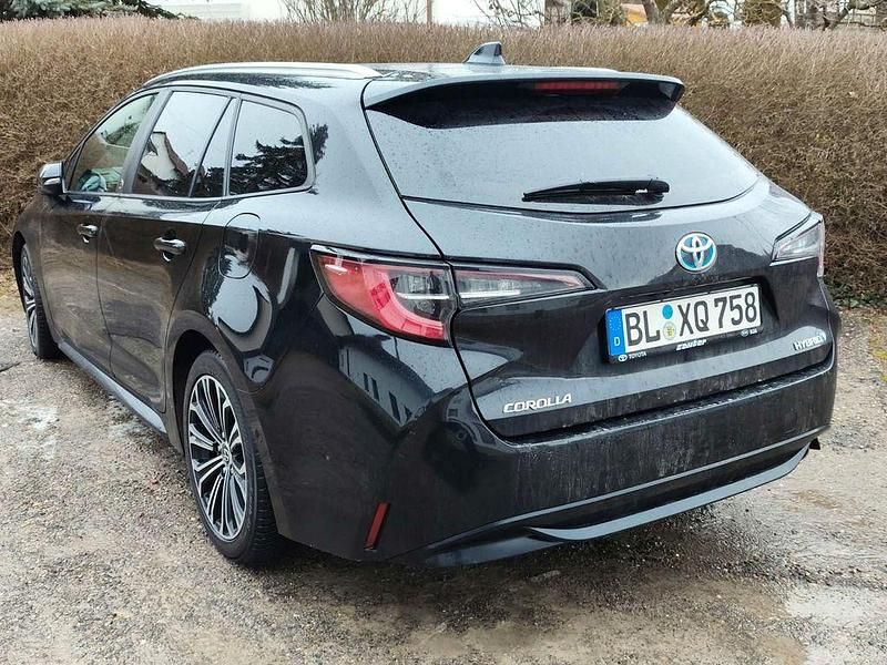 Gebraucht Toyota Corolla 196 PS (144 kW) 2022 Schwarz Kombi