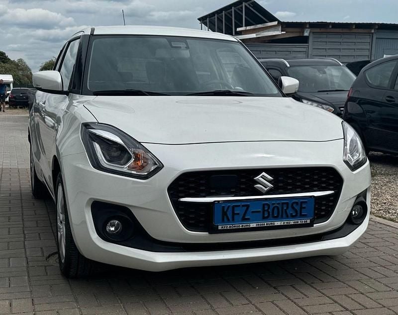 Gebraucht Suzuki Swift Comfort+ 83 PS (61 kW) 2024 Kleinwagen