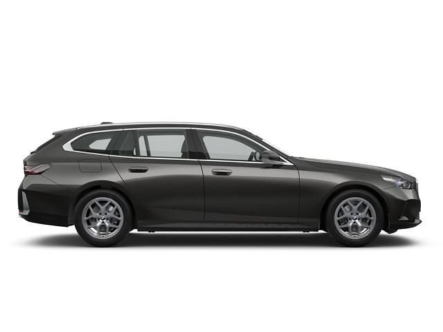 Neu BMW 520 Sport Line 197 PS (144 kW) 2026 Grau Kombi