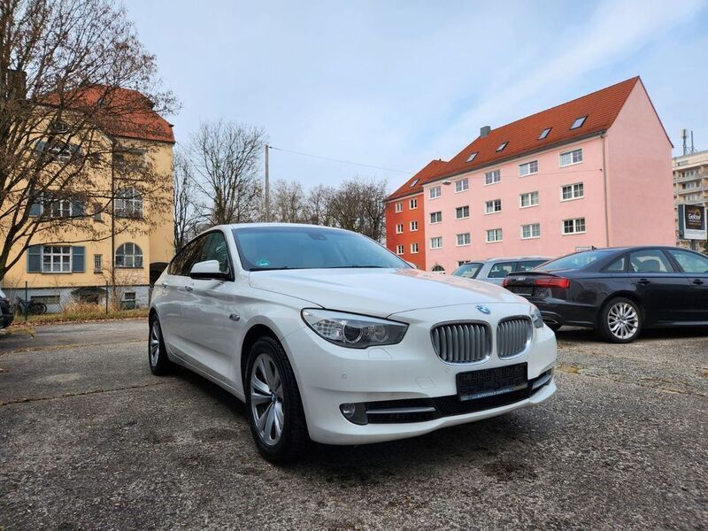 Alpinweiss iii Gebraucht 2010 BMW 530 Gran Turismo Sport Line Limousine | 14.990 € (Etwas zu teuer) - Bild 1/4