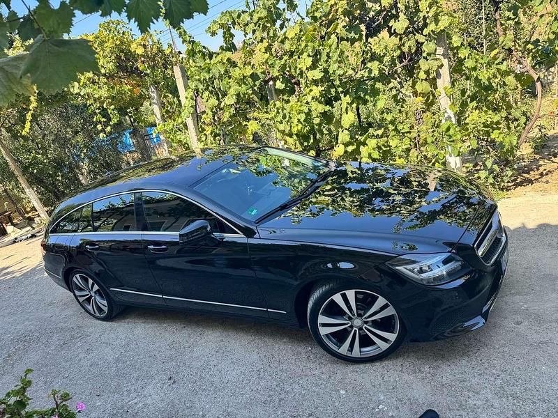 Gebraucht 2016 Mercedes CLS220 Shooting Brake Edition Kombi | 21.750 € - Bild 1/4