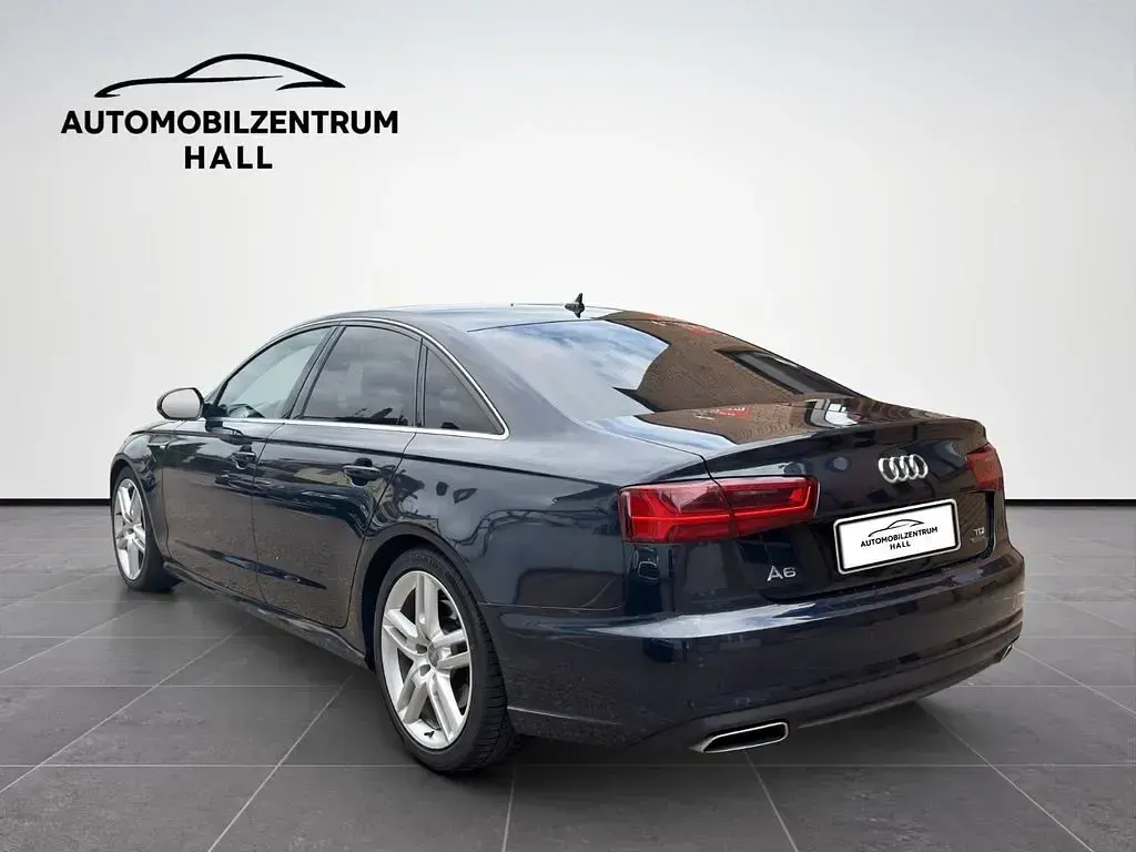 Gebraucht Audi A6 S-Line 218 PS (160 kW) 2015 Blau Limousine