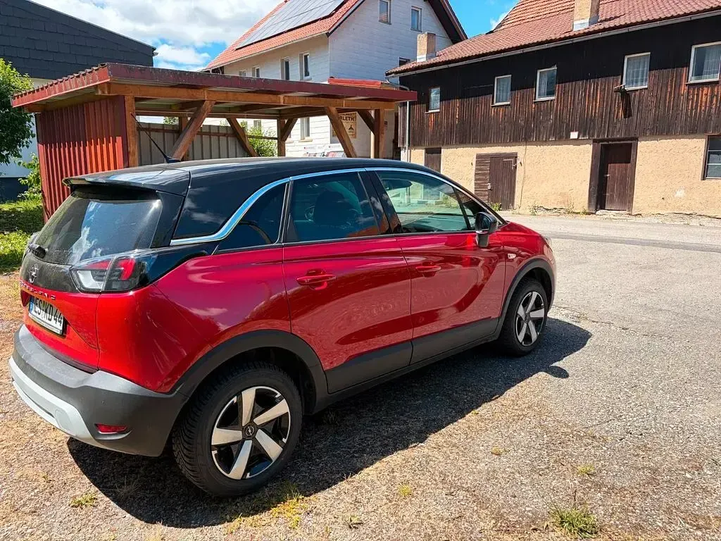 Gebraucht Opel Crossland Elegance 131 PS (96 kW) 2022 Rot SUV