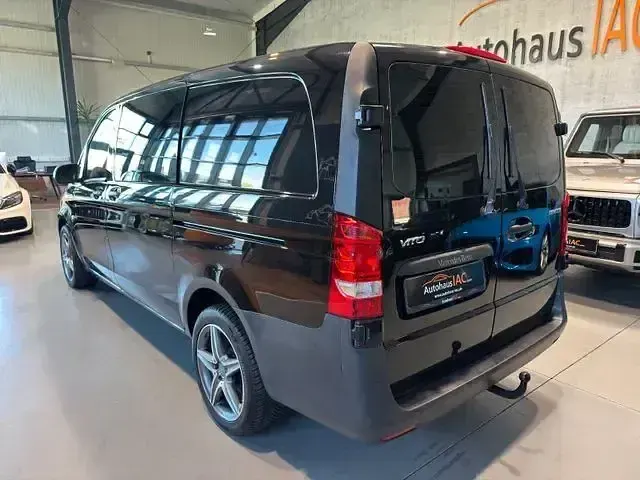 Gebraucht Mercedes Vito 163 PS (119 kW) 2021 Schwarz Van