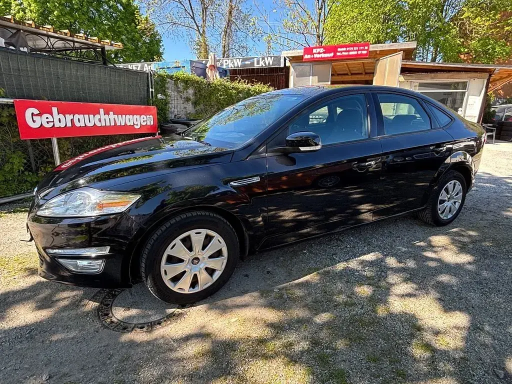 Gebraucht Ford Mondeo Trend 145 PS (106 kW) 2010 Schwarz Limousine