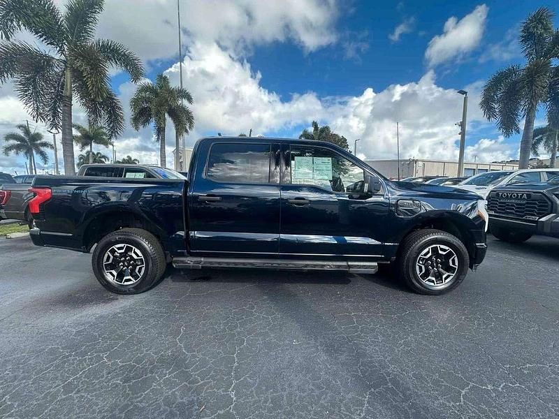 Gebraucht Ford F-150 458 PS (336 kW) 2023 Blau Pickup