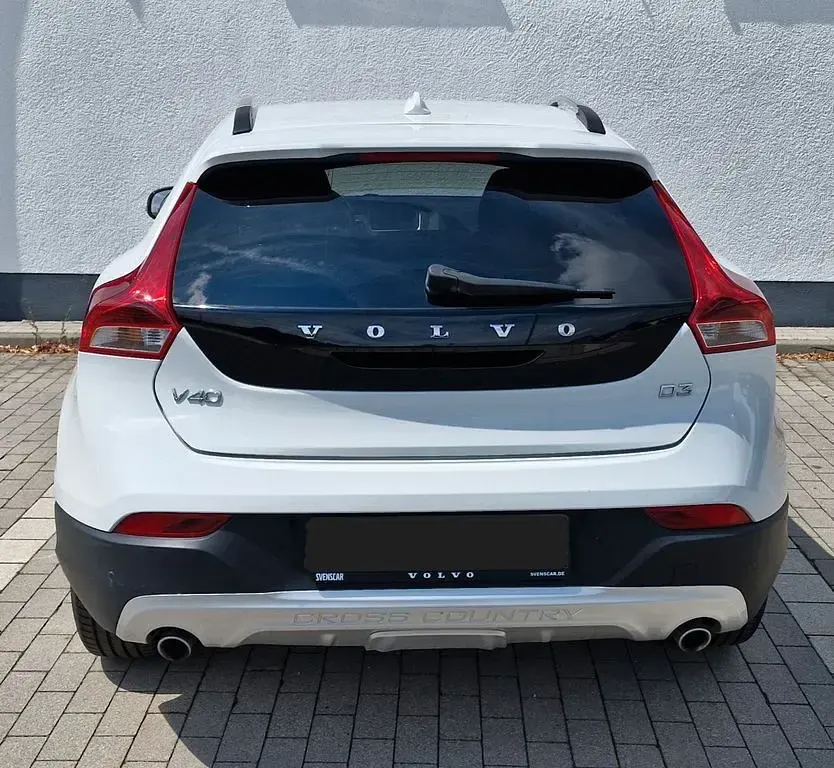 Gebraucht Volvo V40 CC Linje You! 150 PS (110 kW) 2015 Weiß Kombi