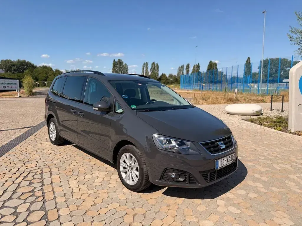 Gebraucht Seat Alhambra Style 150 PS (110 kW) 2017 Grau Van / Kleinbus