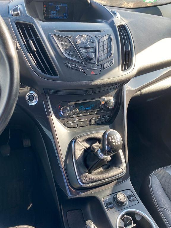 Gebraucht Ford Kuga Titanium 150 PS (110 kW) 2013 Grau SUV