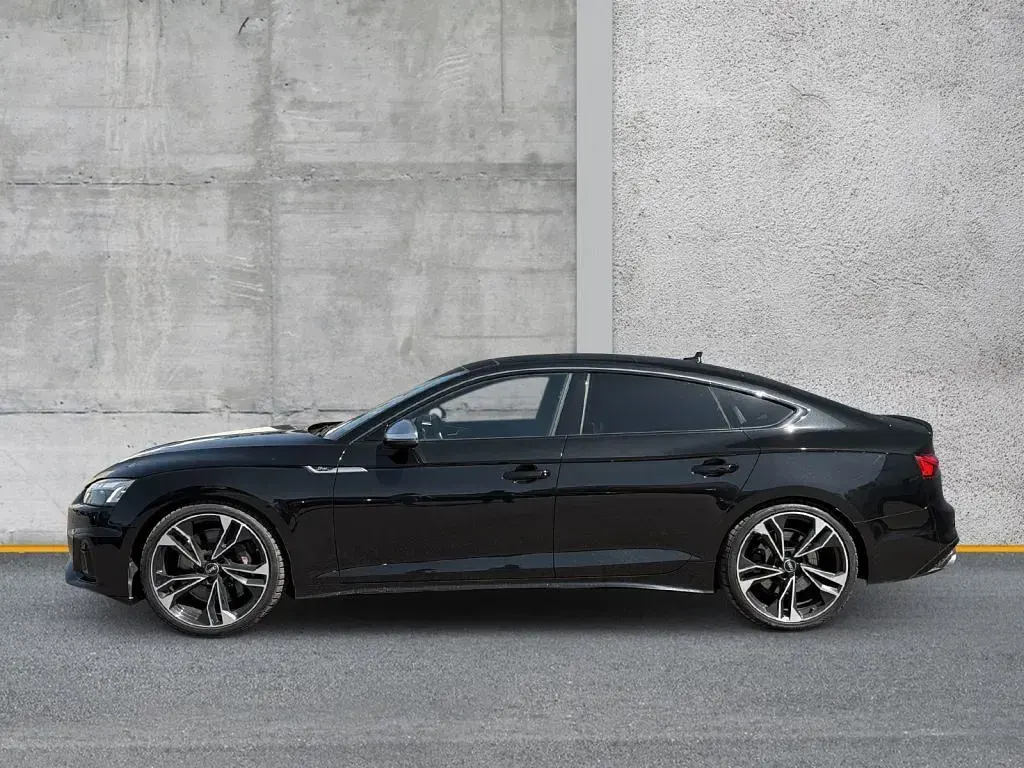 Gebraucht Audi S5 Sportback Comfort 341 PS (250 kW) 2021 Mythosschwarz metallic Kleinwagen