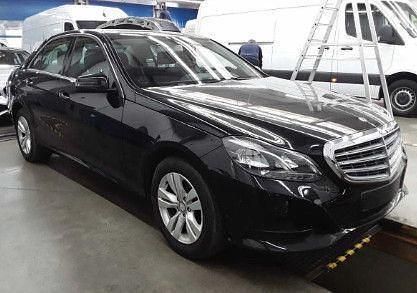 Obsidianschwarz Gebraucht 2015 Mercedes E200 Limousine | 19.999 € (Etwas zu teuer) - Bild 1/4