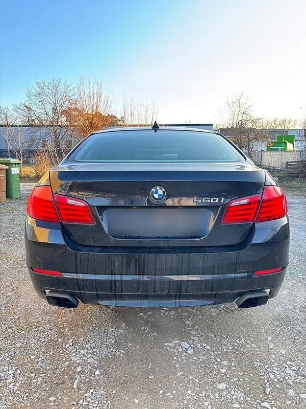 Gebraucht BMW 550 408 PS (300 kW) 2012 Schwarz Limousine