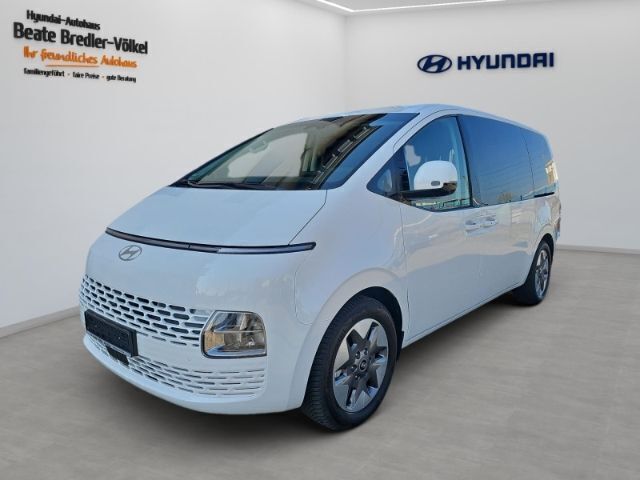 Creamy white / sol Gebraucht 2024 Hyundai Staria Trend Van | 49.990 € (Superpreis) - Bild 1/4