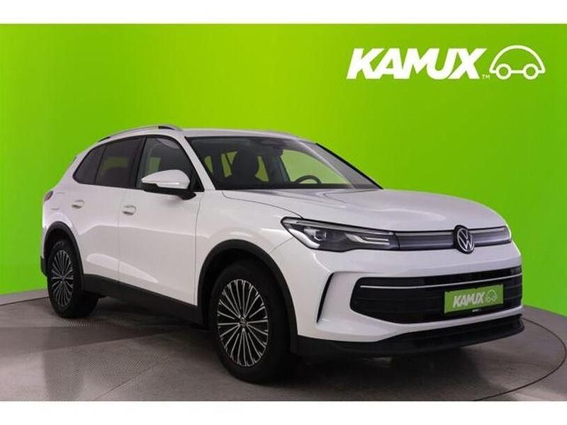 Pure white Gebraucht 2024 VW Tiguan Life SUV | 29.690 € (Fairer Preis) - Bild 1/3