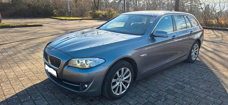 Gebraucht BMW 528 245 PS (180 kW) 2012 Grau Kombi