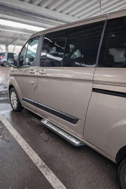 Gebraucht Ford Tourneo Trend 131 PS (96 kW) 2020 Van / Kleinbus