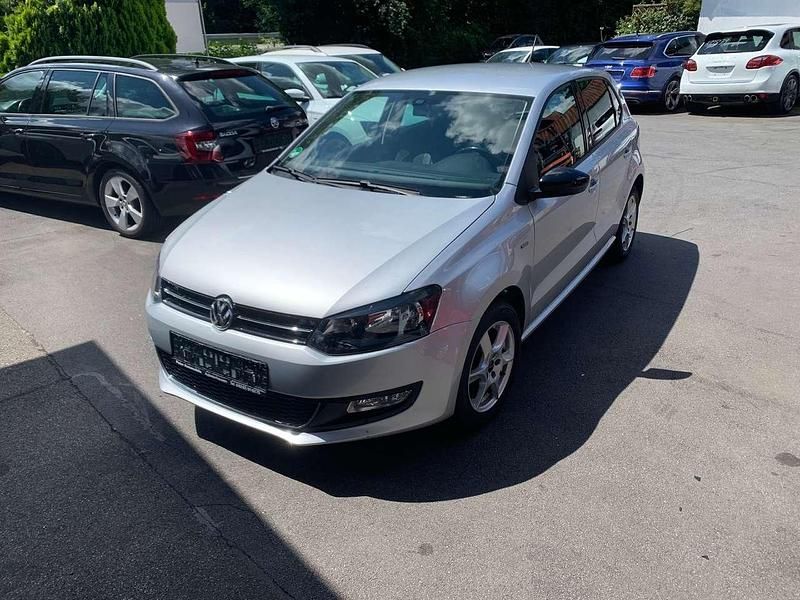 Reflexsilber Gebraucht 2012 VW Polo Match Kleinwagen | 7.450 € (Fairer Preis) - Bild 1/4