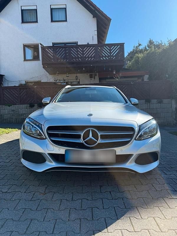 Gebraucht Mercedes C250 204 PS (150 kW) 2018 Silber Kombi