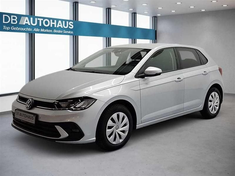 Silber Gebraucht 2023 VW Polo Life Kleinwagen | 15.370 € (Guter Preis) - Bild 1/4