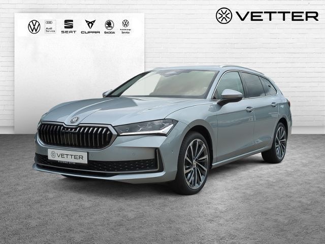 Silber Gebraucht 2024 Skoda Superb LAURIN & KLEMENT Kombi | 53.799 € - Bild 1/4
