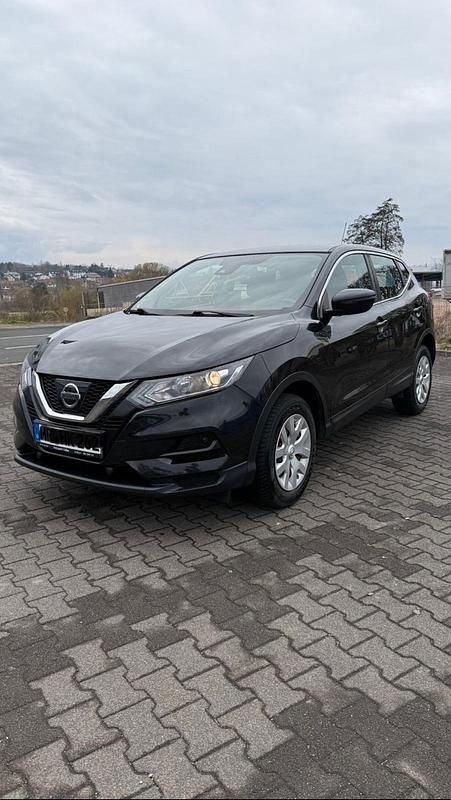 Schwarz Gebraucht 2018 Nissan Qashqai SUV | 9.300 € (Fairer Preis) - Bild 1/4
