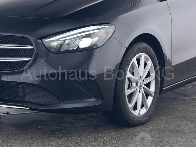 Gebraucht Mercedes B200 Progressive 163 PS (119 kW) 2022 Schwarz Van / Kleinbus