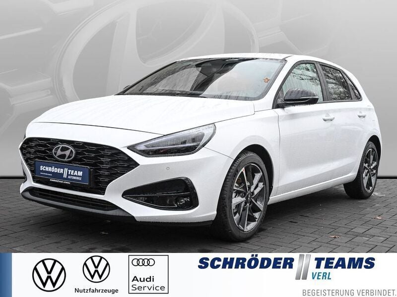Serenity white Neu 2025 Hyundai i30 Advantage Limousine | 24.280 € (Fairer Preis) - Bild 1/4