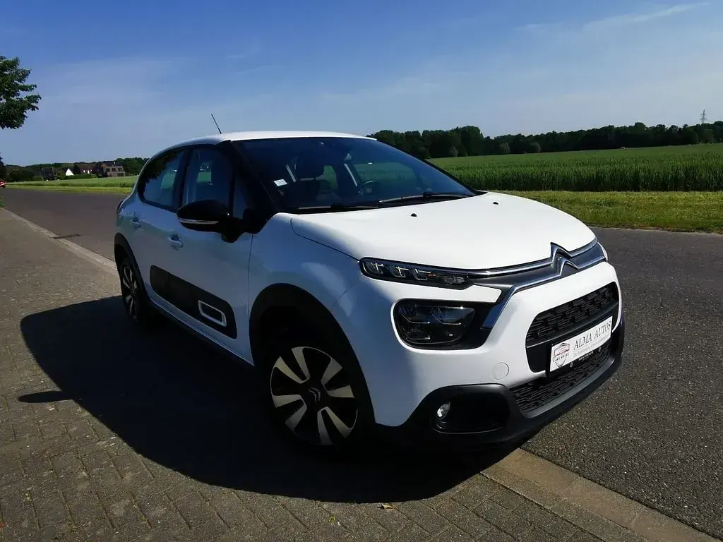 Gebraucht Citroën C3 Shine 110 PS (80 kW) 2020 Weiß Kleinwagen